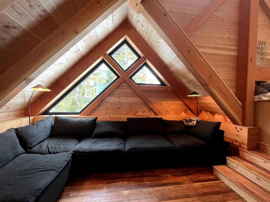 Chalet Basecamp Strathcona Park View *